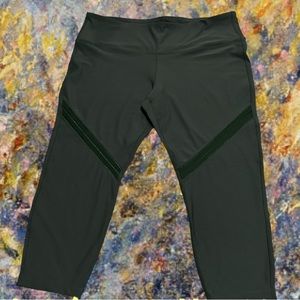 🌺 Avis Green Crop Leggings Women’s Size XXL/2XG (20)